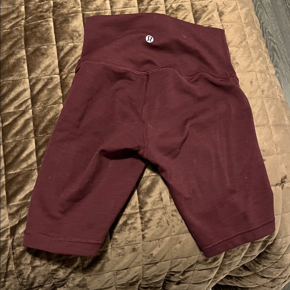 Lululemon Wunder Train High-Rise Short 2 - Picture 2 of 2